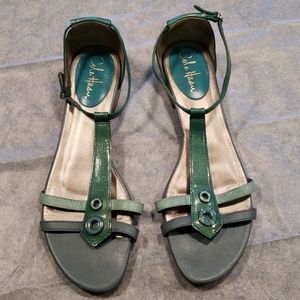 Cole Haan green sandals flats 9.5